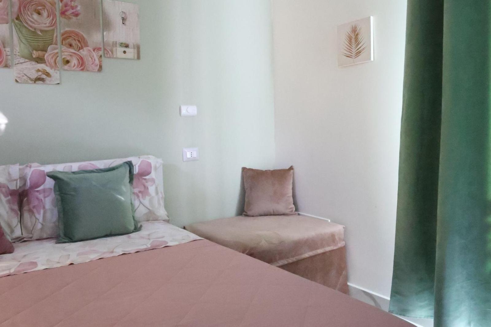 Sole Apartments Sarno Bagian luar foto